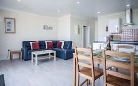 Dunes End - 2 Bedroom Apartment - Pendine